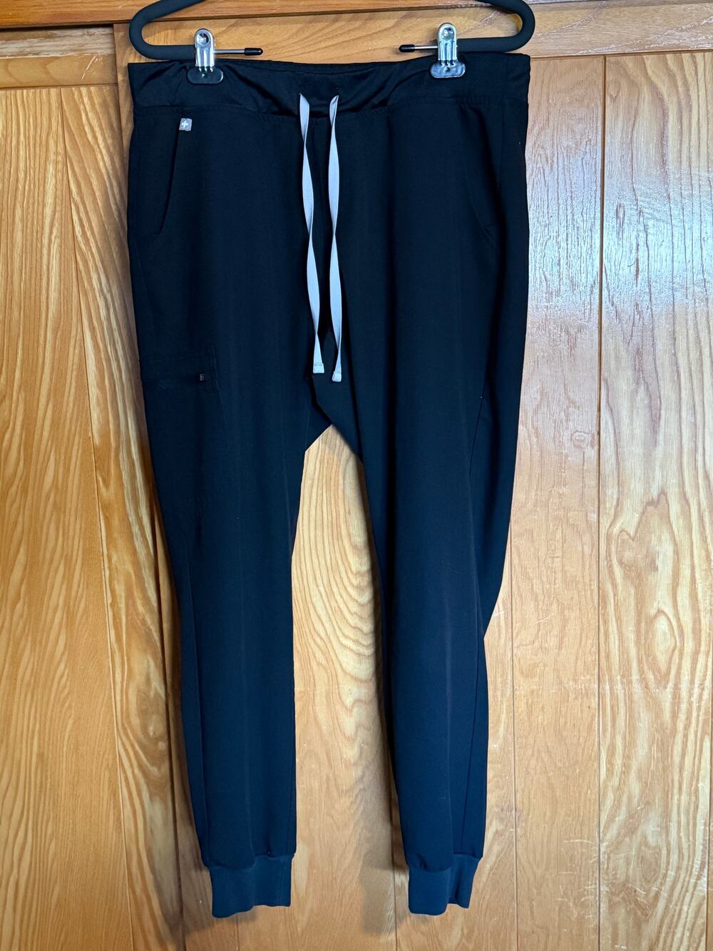 FIGS Women's Zamora Jogger Scrub Pants - Black, Size Large